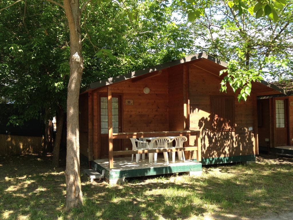 Camping Paradiso Viareggio Szoba fotó